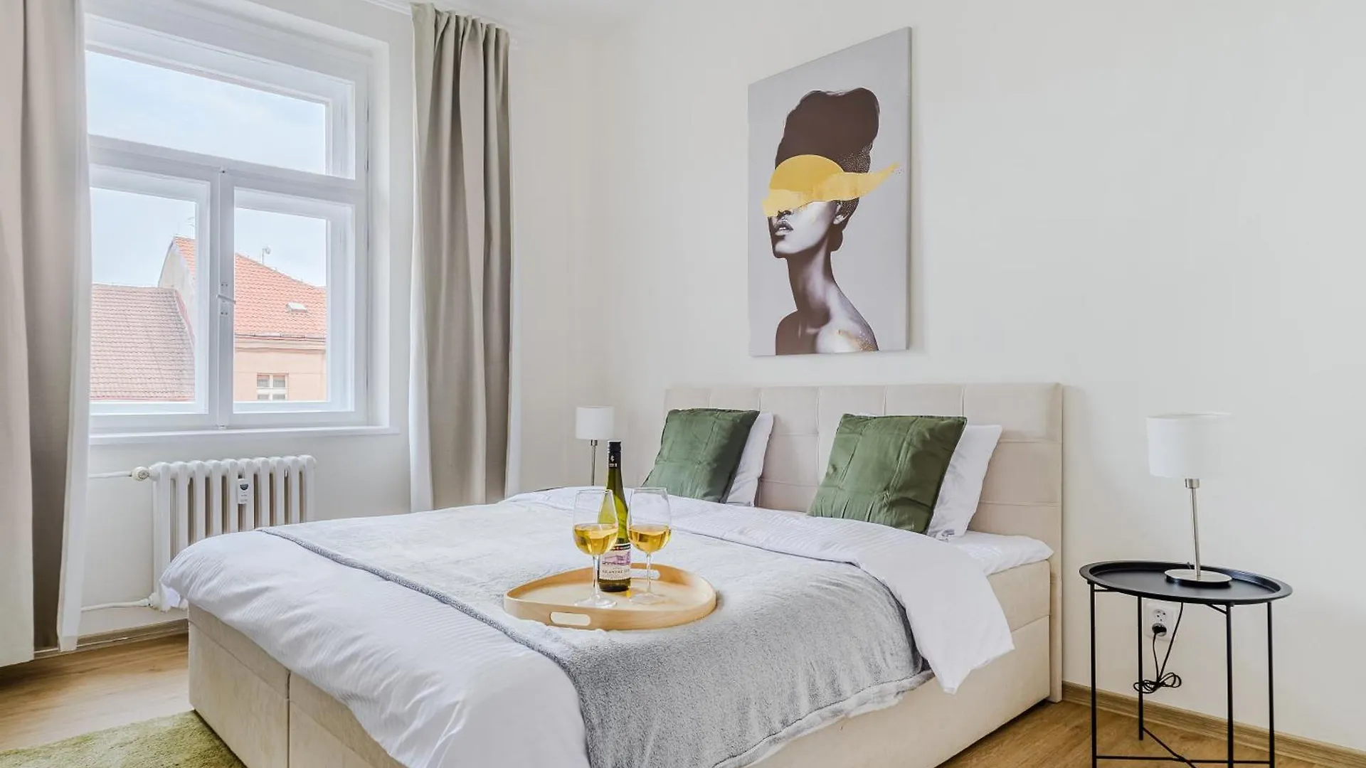 Apart With 3 Bedroom For Family Praga Apartament