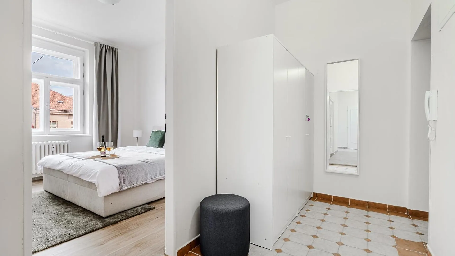 Apartament Apart With 3 Bedroom For Family Praga